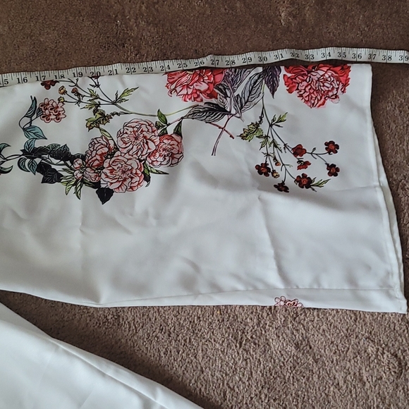 Crop pant wide leg white with flowers - Picture 4 of 10